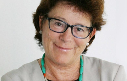 Bereits 34 Jahre arbeitet Sonja Zöchlin Stucki beim Flughafen Zürich. 