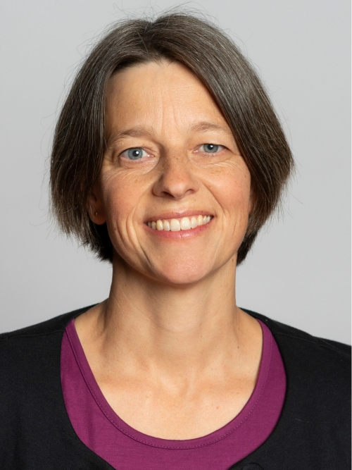 Muriel Pestalozzi, Vortragsmeister/in